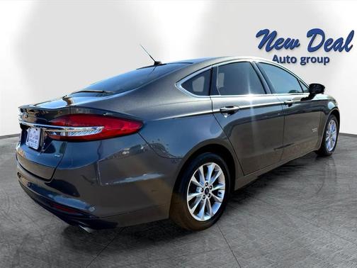 2017 Ford Fusion Energi SE Luxury