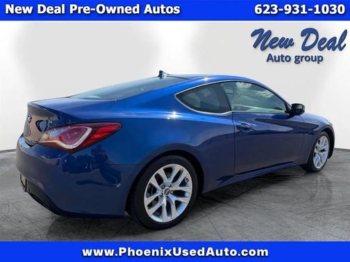 Ibiza Blue 2015 Hyundai Genesis Coupe 3.8 Base
