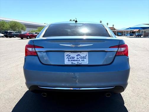 2011 Chrysler 200 Limited