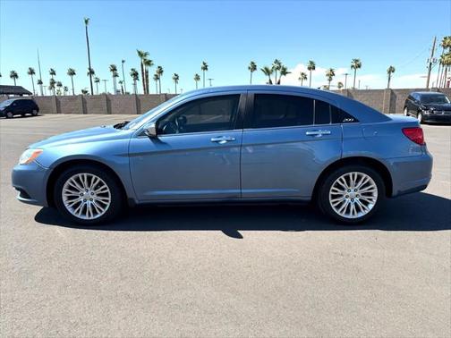 2011 Chrysler 200 Limited