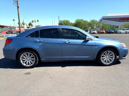 2011 Chrysler 200 Limited