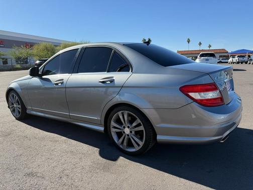 2009 Mercedes-Benz C-Class C300 Luxury Sedan