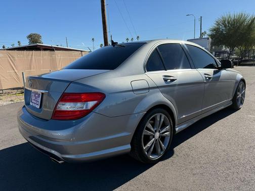 2009 Mercedes-Benz C-Class C300 Luxury Sedan