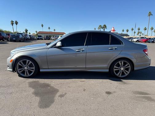 2009 Mercedes-Benz C-Class C300 Luxury Sedan