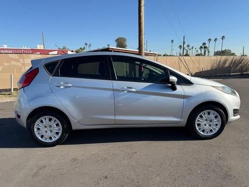 2017 Ford Fiesta S Hatchback