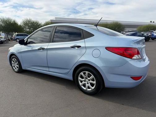 2013 Hyundai Accent GLS