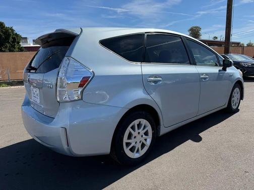 2013 Toyota Prius v Three