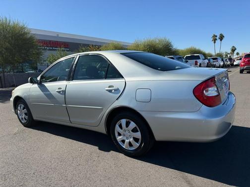 2004 Toyota Camry SE