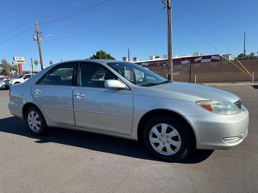 2004 Toyota Camry SE