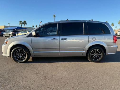 2016 Dodge Grand Caravan R/T