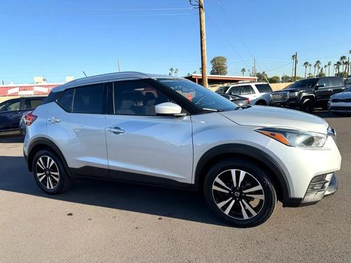2019 Nissan Kicks SV