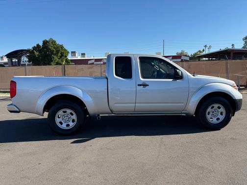 2015 Nissan Frontier S