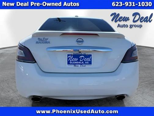 White 2013 Nissan Maxima SV