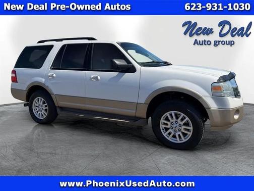 White 2014 Ford Expedition XLT