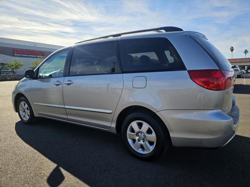 2008 Toyota Sienna LE