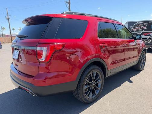 Red 2017 Ford Explorer XLT