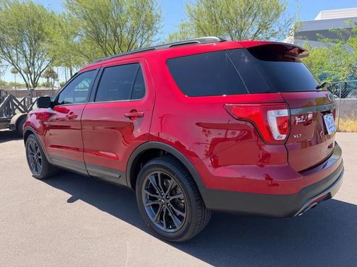 Red 2017 Ford Explorer XLT