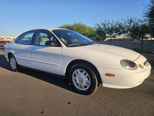 1999 Ford Taurus LX