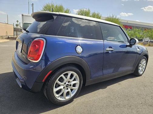 Blue 2015 MINI Hardtop Cooper S