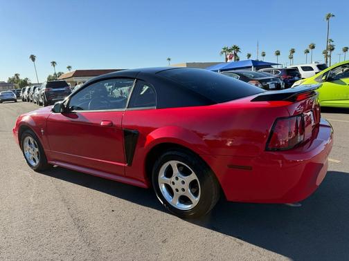 2003 Ford Mustang Base