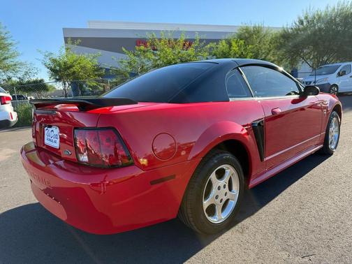 2003 Ford Mustang Base