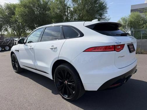 White 2018 Jaguar F-PACE S