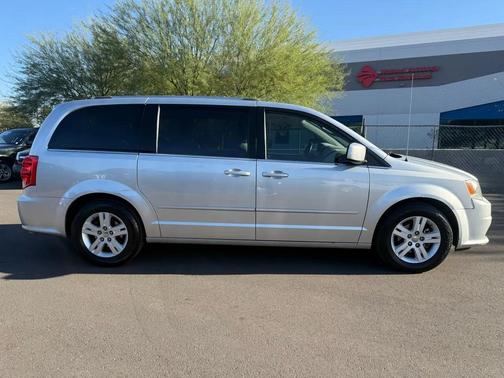 2011 Dodge Grand Caravan Crew