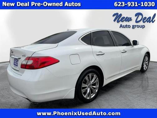 White 2012 INFINITI M56 Base