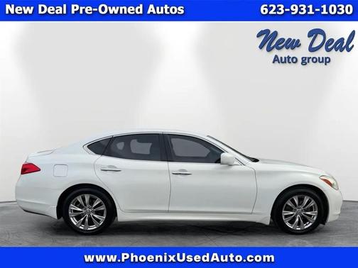 White 2012 INFINITI M56 Base