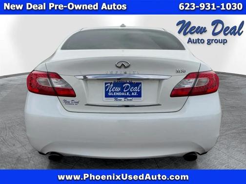 White 2012 INFINITI M56 Base
