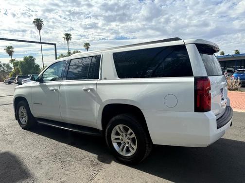 2016 Chevrolet Suburban LT