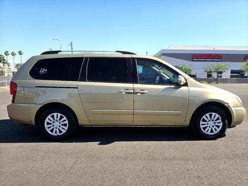 2011 Kia Sedona LX