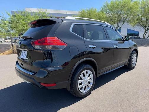 Black 2017 Nissan Rogue S