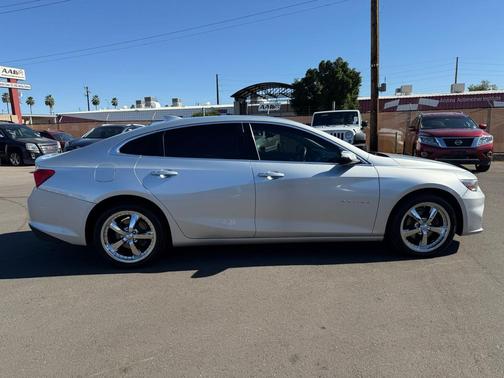 2017 Chevrolet Malibu 1LT