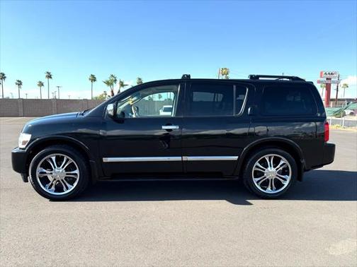 2005 INFINITI QX56 Base