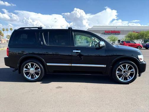 2005 INFINITI QX56 Base