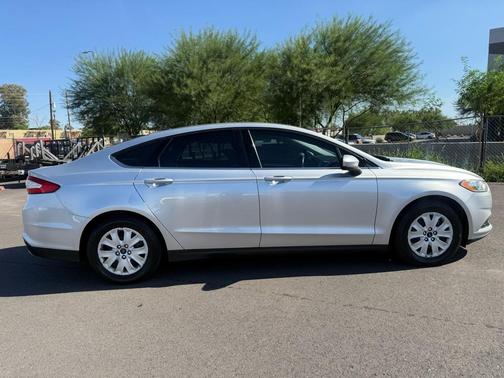 2014 Ford Fusion S