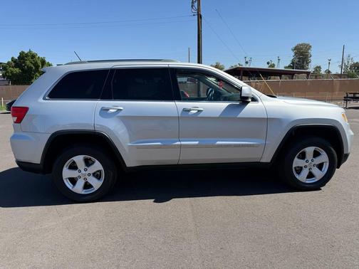 2012 Jeep Grand Cherokee Laredo