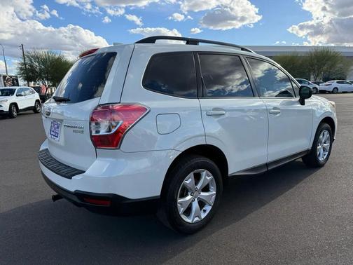 2016 Subaru Forester 2.5i