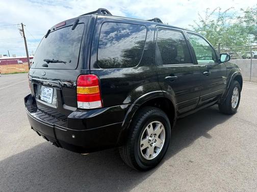 2005 Ford Escape Limited