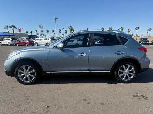 2017 INFINITI QX50 Base