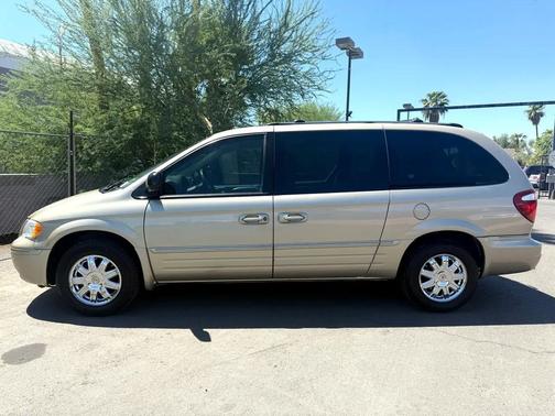 2007 Chrysler Town & Country Limited