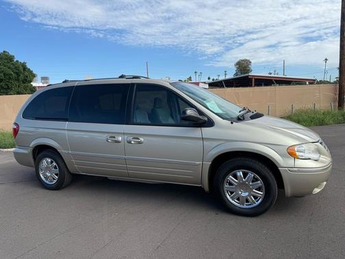 2007 Chrysler Town & Country Limited