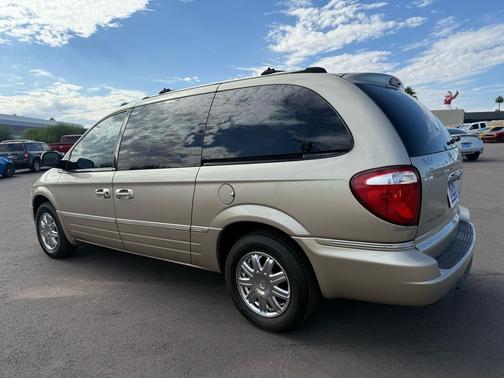 2007 Chrysler Town & Country Limited