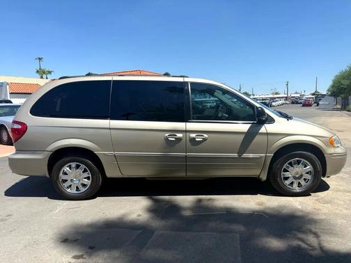 2007 Chrysler Town & Country Limited
