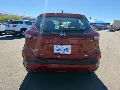 2022 Nissan Kicks SV
