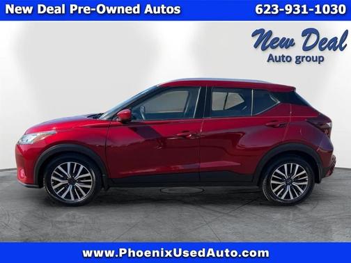 Red 2022 Nissan Kicks SV