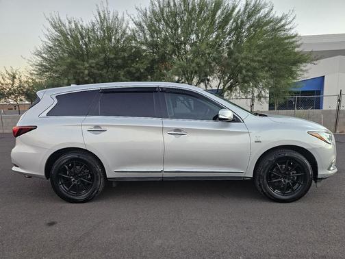 2018 INFINITI QX60 Base