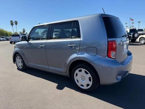 2012 Scion xB Release Series 9.0