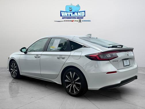 Platinum White Pearl 2024 Honda Civic